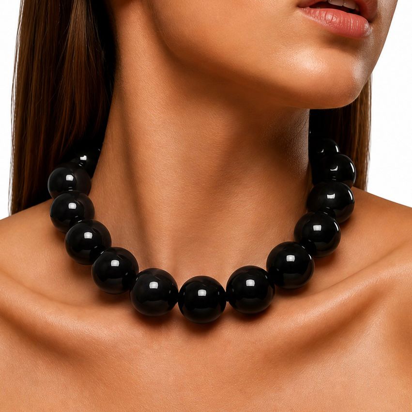 Necklace Presence Collection
