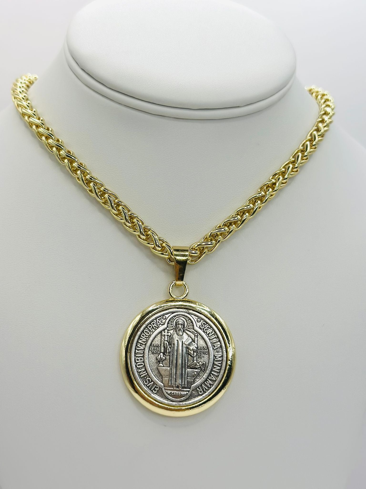 Collar Medallones