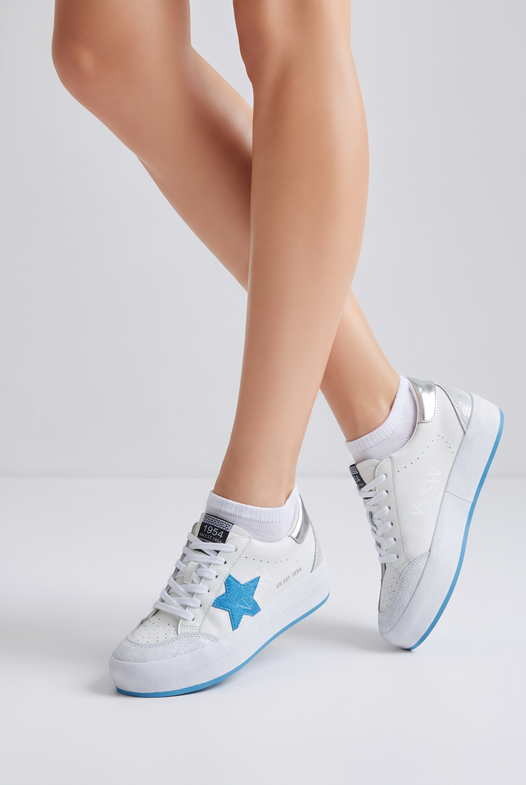 Shoes 550 Hv
