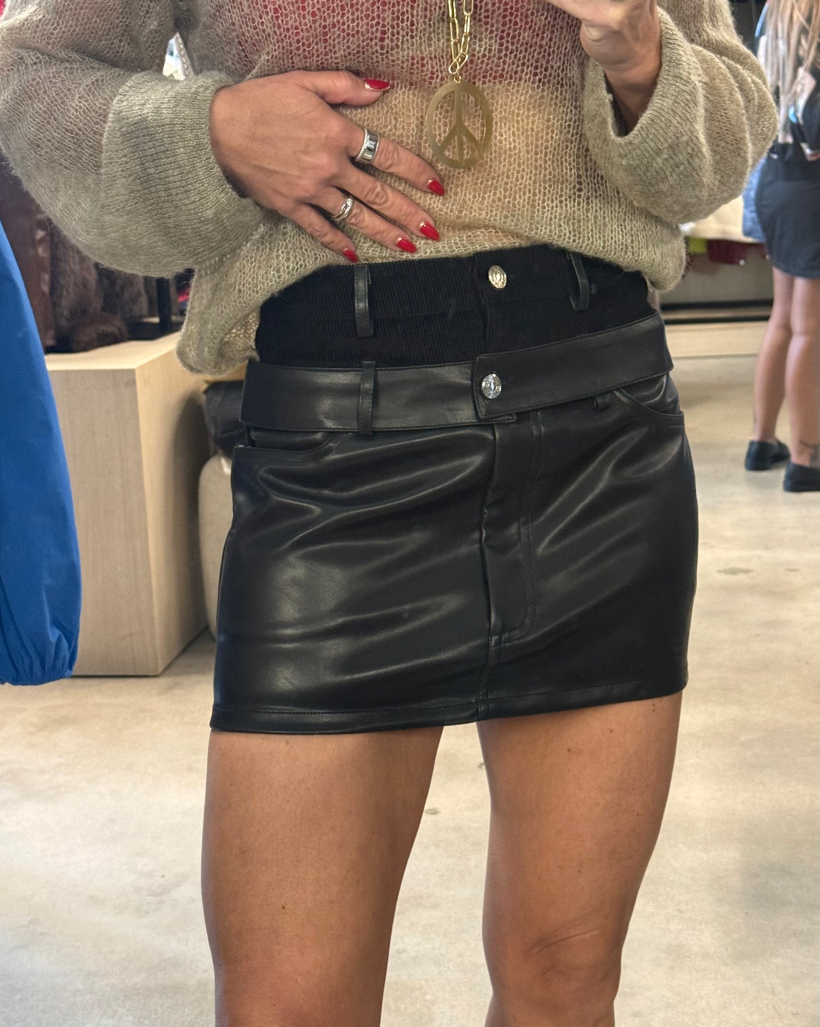 Skirt Cuero Dúo