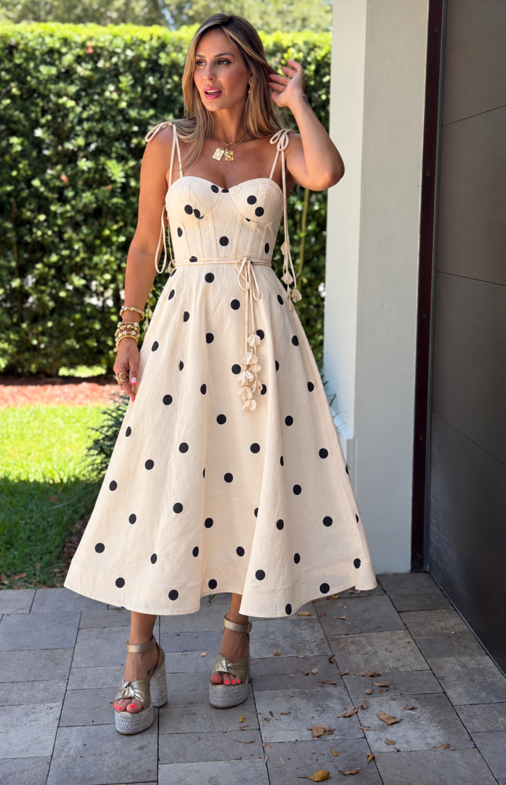 Dress Polka 77