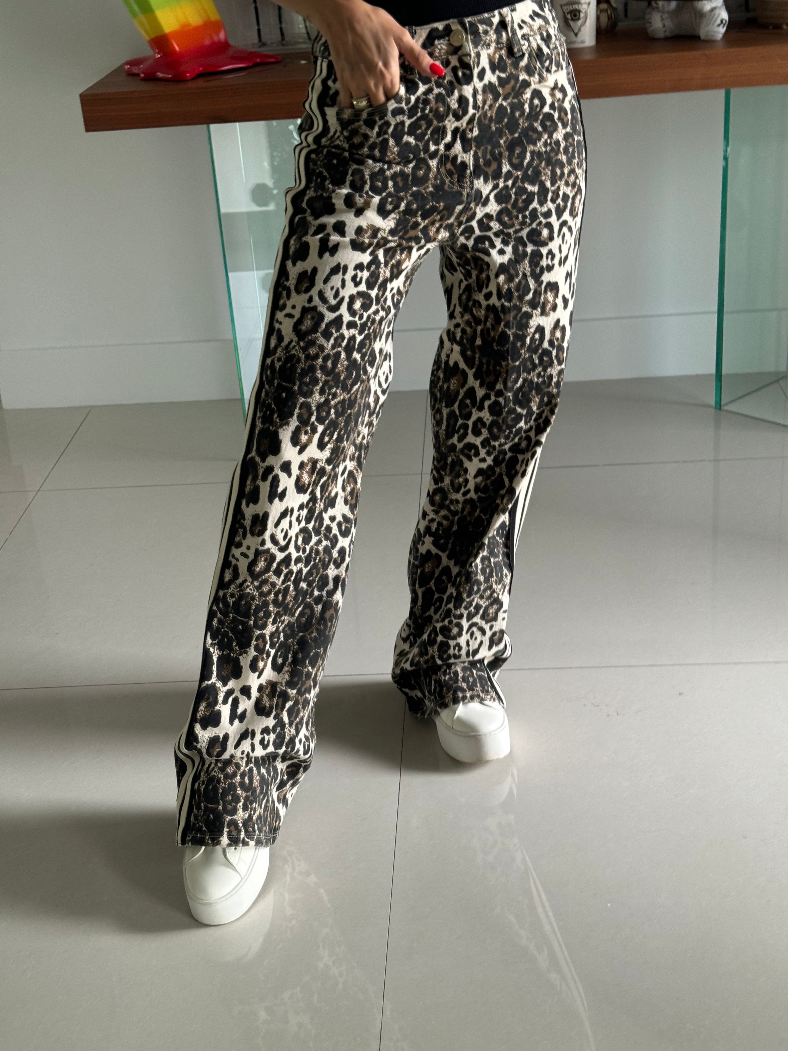 Pant Line Leopard