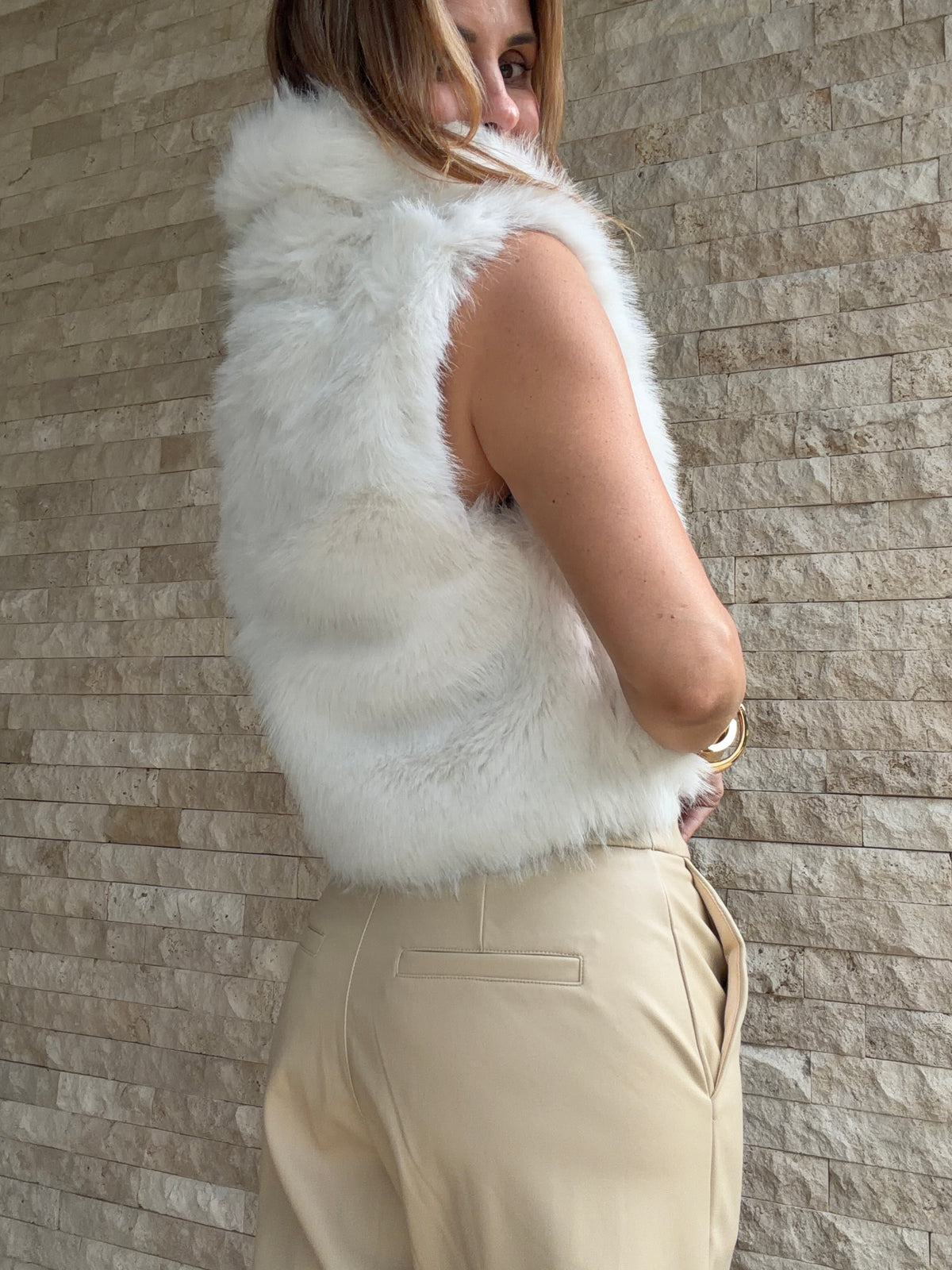 Vest 334