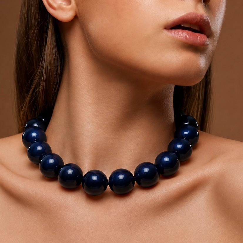 Necklace Presence Collection