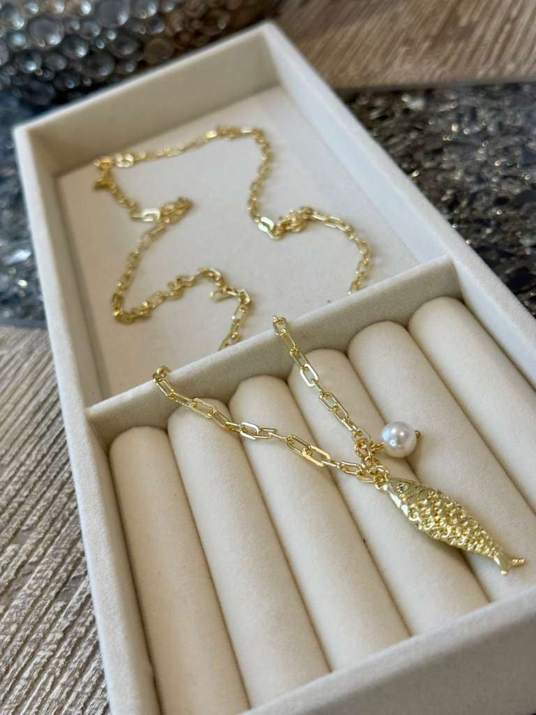 Necklace Pearlfish