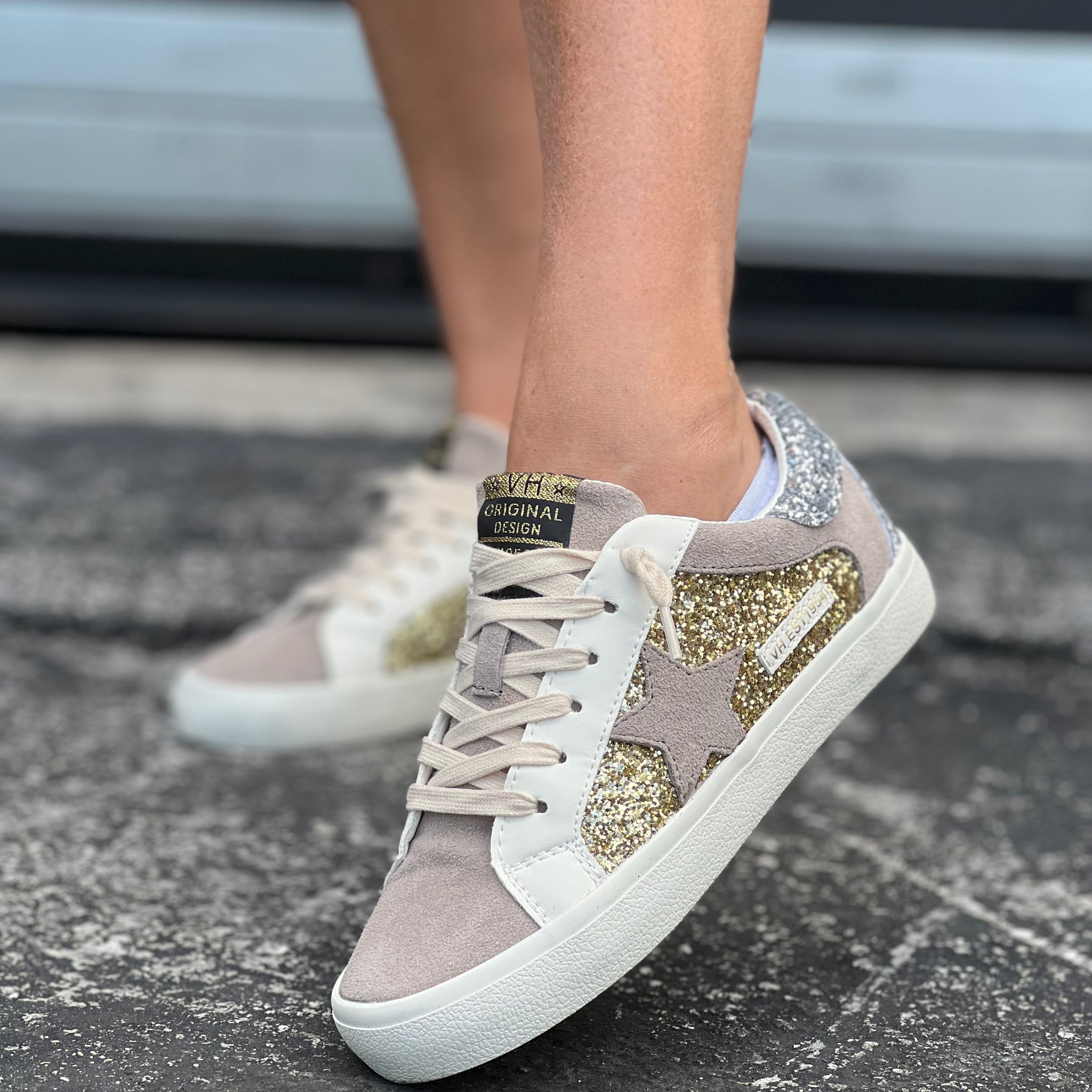 Shoes 503 gold